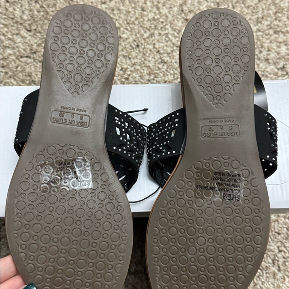 NWT Women's Black Sandals - Picture 4 of 5